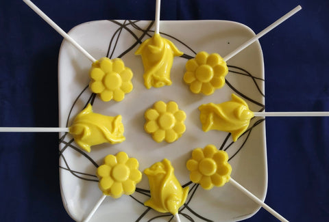 Pineapple Flavour lollipops