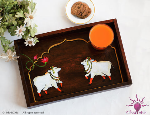 Hand painted Cow Solid Wood Serving Tray